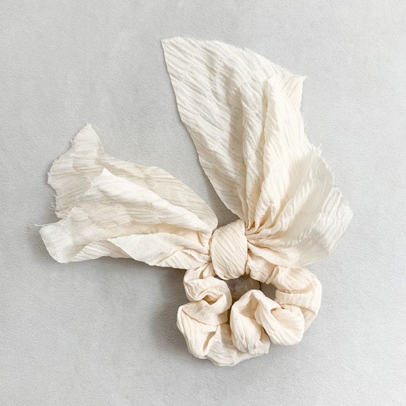 Ivory White Textured Bow Scrunchie - Picture 3 of 3